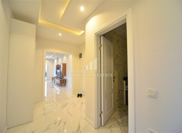 Apartment 2 + 1 with furniture and appliances in a house with wide facilities in Mahmutlar ID-6505 фото-13