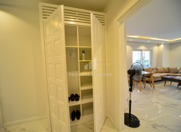 Apartment 2 + 1 with furniture and appliances in a house with wide facilities in Mahmutlar ID-6505 фото-14