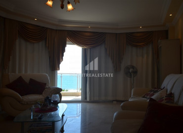 Large furnished view apartment with two bedrooms on the first line in Mahmutlar ID-6521 фото-7