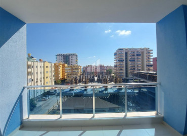 One-bedroom apartment, 68 m² with furniture and household appliances, 150m from the sea in Mahmutlar ID-6527 фото-8