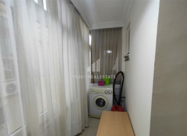 One-bedroom apartment with furniture and household appliances near Cleopatra beach at a great price. ID-6530 фото-10