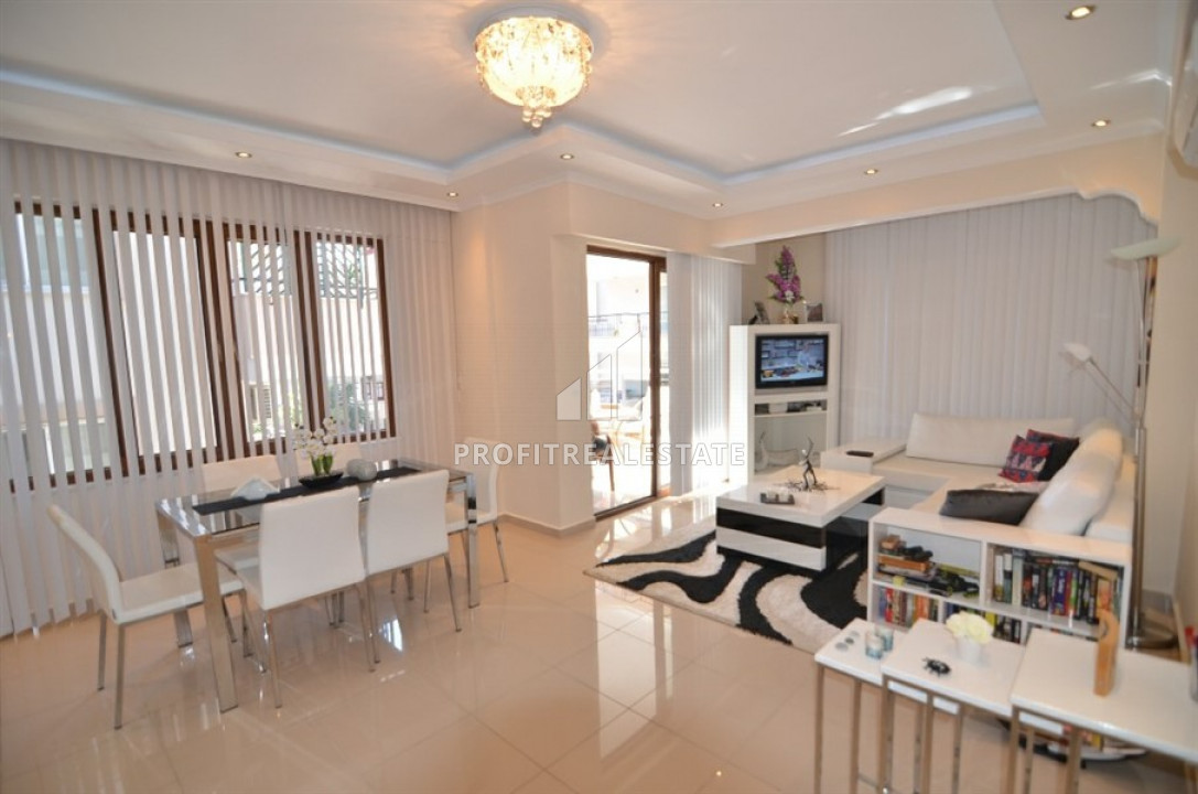 Three-bedroom apartment, ready to move in, 300 meters from the sea in Oba ID-6549 фото-2