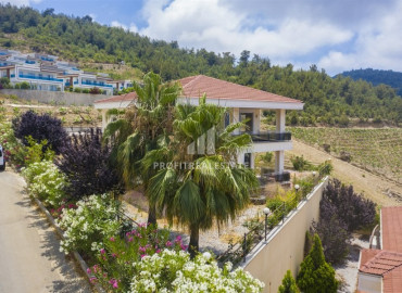 Large two-storey villa, with a private pool and a land plot, in Kargicak, Alanya, 400 m2 ID-6551 фото-32