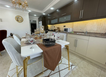 Elegant two-bedroom apartment, ready to move in, on the first line, Mahmutlar, Alanya, 130 m2 ID-6571 фото-8