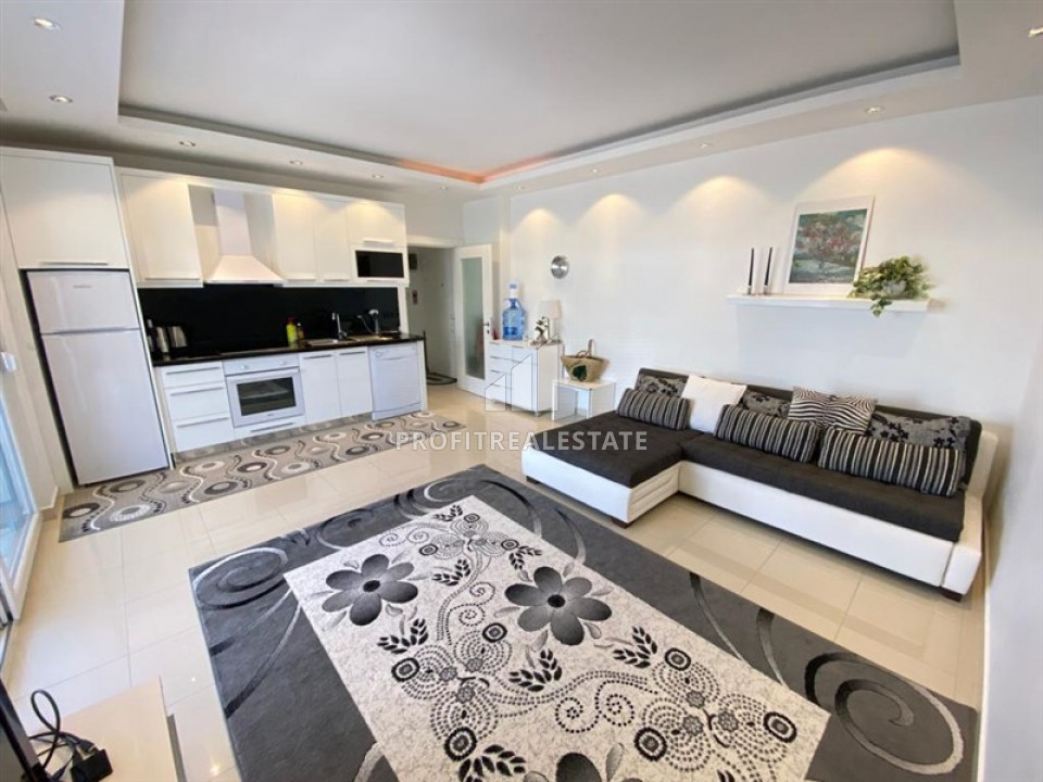 Cozy apartment 1 + 1, 80m², ready to move in 150m from the sea in Oba ID-6654 фото-2
