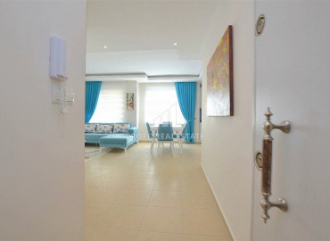 Apartment 1 + 1 with furniture and household appliances, 300m from the sea in Mahmutlar ID-6660 фото-7