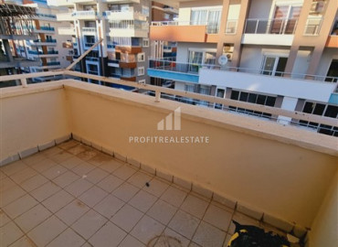 Resale property: two-bedroom apartment on the central street of Mahmutlar district in an urban-type building ID-6673 фото-18