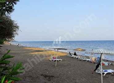 Large one-bedroom apartment with furniture and household appliances by the sea in Mezitli, Mersin ID-6742 фото-3