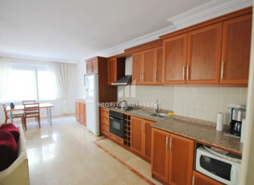 Resale property in Oba area: spacious furnished apartment 2 + 1 200m from the sea. ID-6759 фото-5