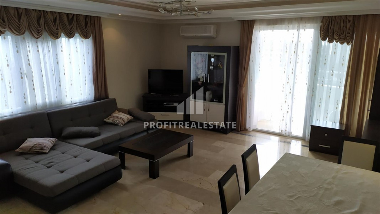 Excellent two-bedroom apartment in a residence with good facilities in Mahmutlar ID-6823 фото-1