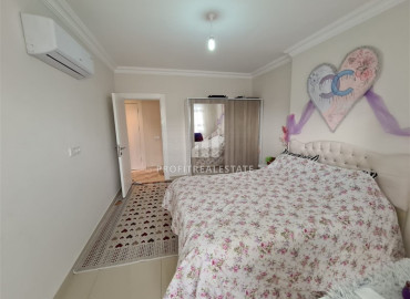 Spacious two-bedroom apartment, with furniture and appliances, in a well-kept residential residence Mahmutlar, Alanya, 125 m2 ID-6858 фото-9