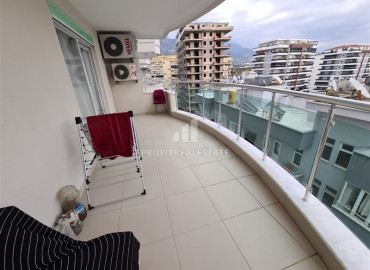Spacious two-bedroom apartment, with furniture and appliances, in a well-kept residential residence Mahmutlar, Alanya, 125 m2 ID-6858 фото-13