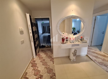 Spacious two-bedroom apartment, with furniture and appliances, in a well-kept residential residence Mahmutlar, Alanya, 125 m2 ID-6858 фото-18