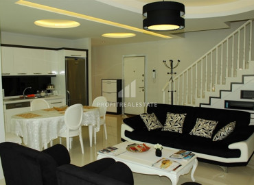 Stylish three bedroom duplex in the center of Oba, Alanya, 142 m2 ID-6875 фото-1