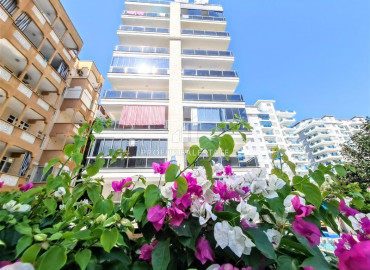 Large area apartment with one bedroom, 300 m from the sea in Mahmutlar ID-6876 фото-1