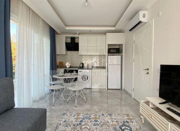 Уютная двухкомнатная квартира, готовая к заселению, в 200 метрах от моря, Махмутлар, Аланья ID-6885 фото-3