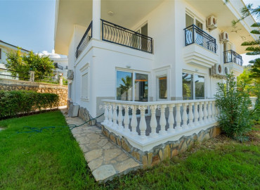 Large two-storey villa with a fireplace and magnificent panoramic views, Kargicak, Alanya, 200 m2 ID-6900 фото-2