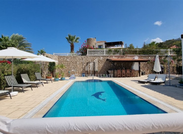 Two-storey villa, layouts 3 + 1, with a private pool and a land plot, Esentepe, North Cyprus, 170 m2 ID-6932 фото-3