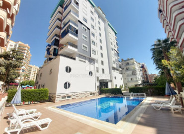 Cozy two bedroom apartment, furnished, 200 meters from the center of Mahmutlar, Alanya, 110 m2 ID-6978 фото-1