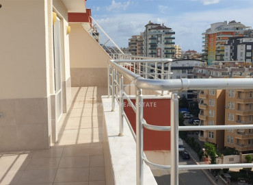 Large duplex, with four bedrooms, just 200 meters from the center of Mahmutlar, Alanya, 220 m2 ID-7005 фото-8