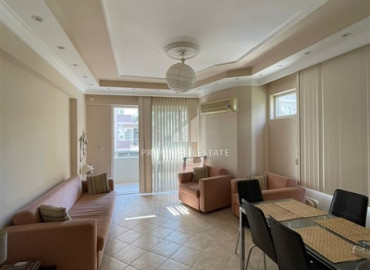 Budget resale property 50m from the sea: furnished two-bedroom apartment in Mahmutlar ID-7041 фото-3