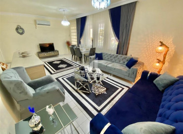 Inexpensive resale property: renovated 2 + 1 apartment in Mahmutlar ID-7070 фото-1