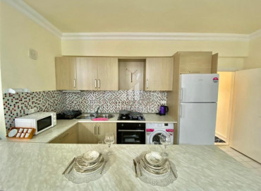 Inexpensive resale property: renovated 2 + 1 apartment in Mahmutlar ID-7070 фото-4