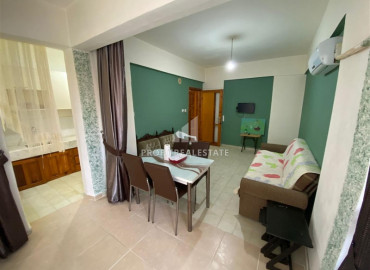 Недорогая двухкомнатная квартира, с мебелью, в центре Махмутлара, Аланья, 55 м2 ID-7072 фото-2