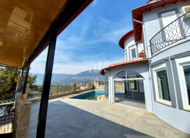 Luxurious two-storey villa, with three bedrooms and a private pool, Kargicak, Alanya, 210 m2 ID-7082 фото-35