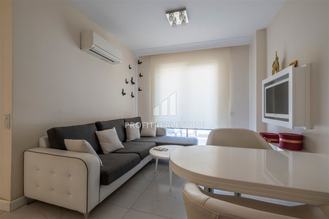 Furnished one-bedroom apartment in an elite residence near Cleopatra Beach at a great price ID-7109 фото-2