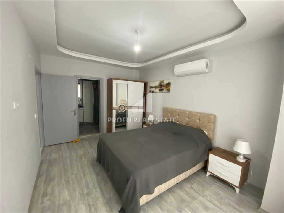 Furnished two-bedroom apartment on the central street of Mahmutlar ID-7145 фото-2