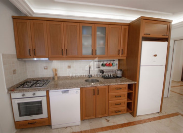 Two-bedroom apartment with furniture and household appliances in a residence with a swimming pool in the center of Alanya ID-7166 фото-4