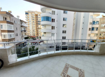 Spacious two bedroom apartment, with furniture and appliances, 150 meters from the center of Mahmutlar, Alanya, 120 m2 ID-7184 фото-7