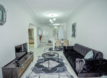 Недорогая трехкомнатная квартира в 350м от моря с мебелью и бытовой техникой в Махмутларе ID-7199 фото-1