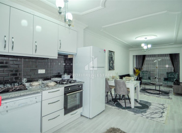 Inexpensive two-bedroom apartment 350m from the sea with furniture and household appliances in Mahmutlar ID-7199 фото-10