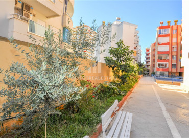 Inexpensive two-bedroom apartment 350m from the sea with furniture and household appliances in Mahmutlar ID-7199 фото-26