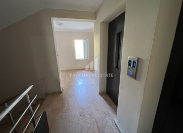 Готовая к проживанию, трехкомнатная квартира в 600 м от моря в Махмутларе по привлекательной цене ID-7208 фото-20