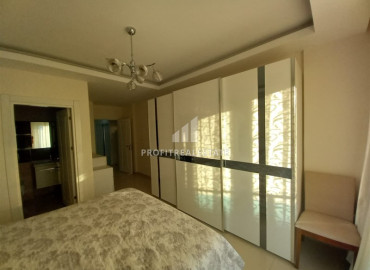 Видовая меблированная трехкомнатная квартира в премиум-комплексе недалеко от моря в Махмутларе ID-7210 фото-11}}