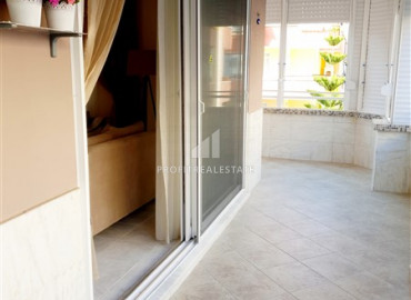 Недорогая вторичная недвижимость в 300м от моря: меблированная трехкомнатная квартира, в Махмутларе ID-7214 фото-16