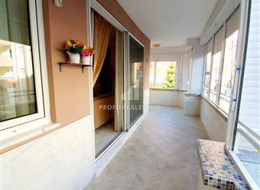 Недорогая вторичная недвижимость в 300м от моря: меблированная трехкомнатная квартира, в Махмутларе ID-7214 фото-17
