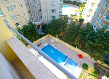 One-bedroom apartment, with furniture and appliances, in a residential residence with two swimming pools, just 500 meters from the sea, Mahmutlar, Alanya ID-7227 фото-12