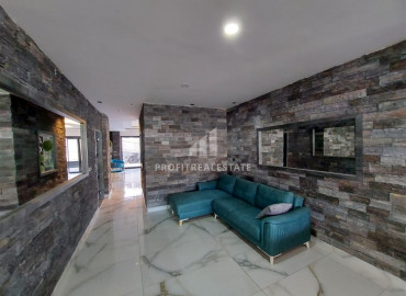 Двухкомнатные апартаменты с мебелью, в жилом комплексе 2020 года строительства, в центре Махмутлара, 55 м2 ID-7240 фото-18
