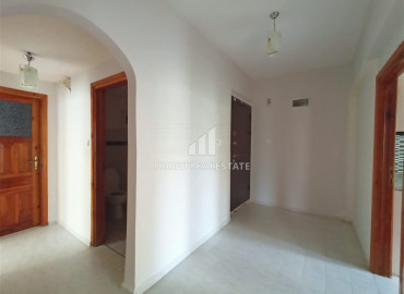 Two bedroom apartment with a separate kitchen in the center of Alanya, 120 m2 ID-7257 фото-13