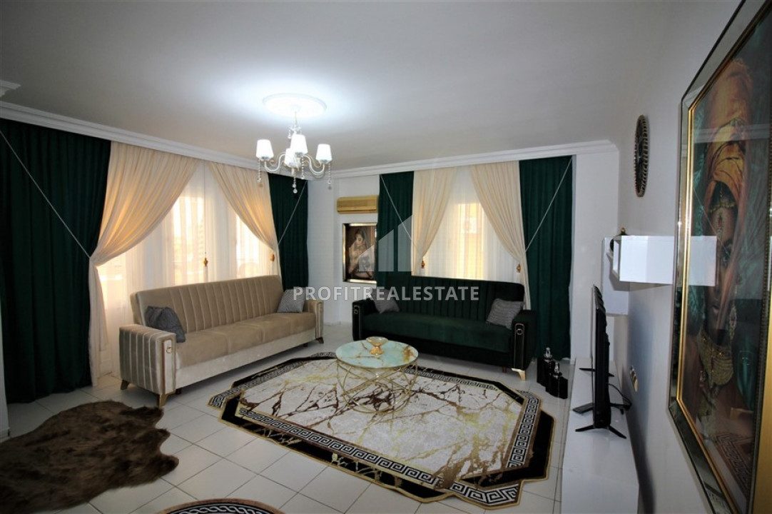 Fully equipped apartment 2 + 1 with a separate kitchen in a residence with a swimming pool in Mahmutlar ID-7264 фото-1
