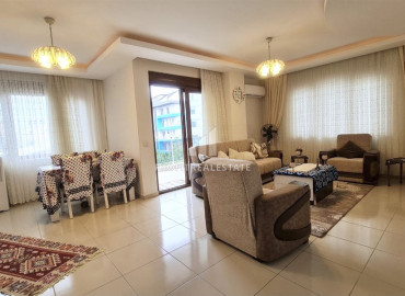 Resale property 300 meters from the sea: furnished apartment 1 + 1 in Mahmutlar ID-7400 фото-2