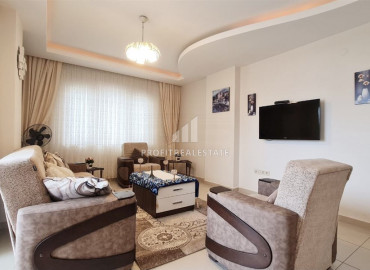 Resale property 300 meters from the sea: furnished apartment 1 + 1 in Mahmutlar ID-7400 фото-3