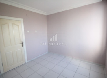 Spacious two-bedroom apartment in a residence with a swimming pool 100m from the sea in Mersin - Mezitli ID-7408 фото-14