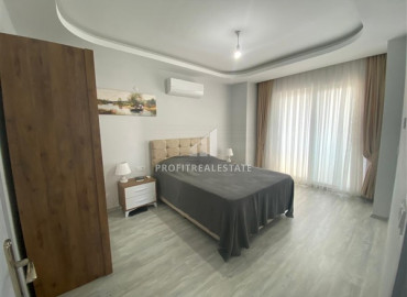 Furnished two-bedroom apartment on the central street of Mahmutlar, 400m from the sea ID-7411 фото-13}}
