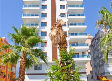Apartment 1 + 1, 65 m², 400 meters from the sea on the central street of Mahmutlar ID-7414 фото-1