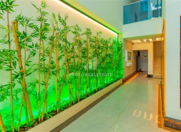 Apartment 2 + 1 unfurnished in an elite residence 400m from the sea in Mahmutlar ID-7431 фото-2